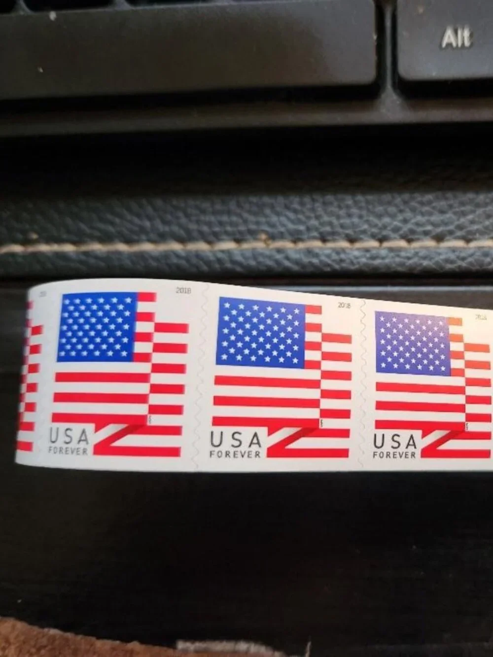 roll of 100 2018 forever stamps